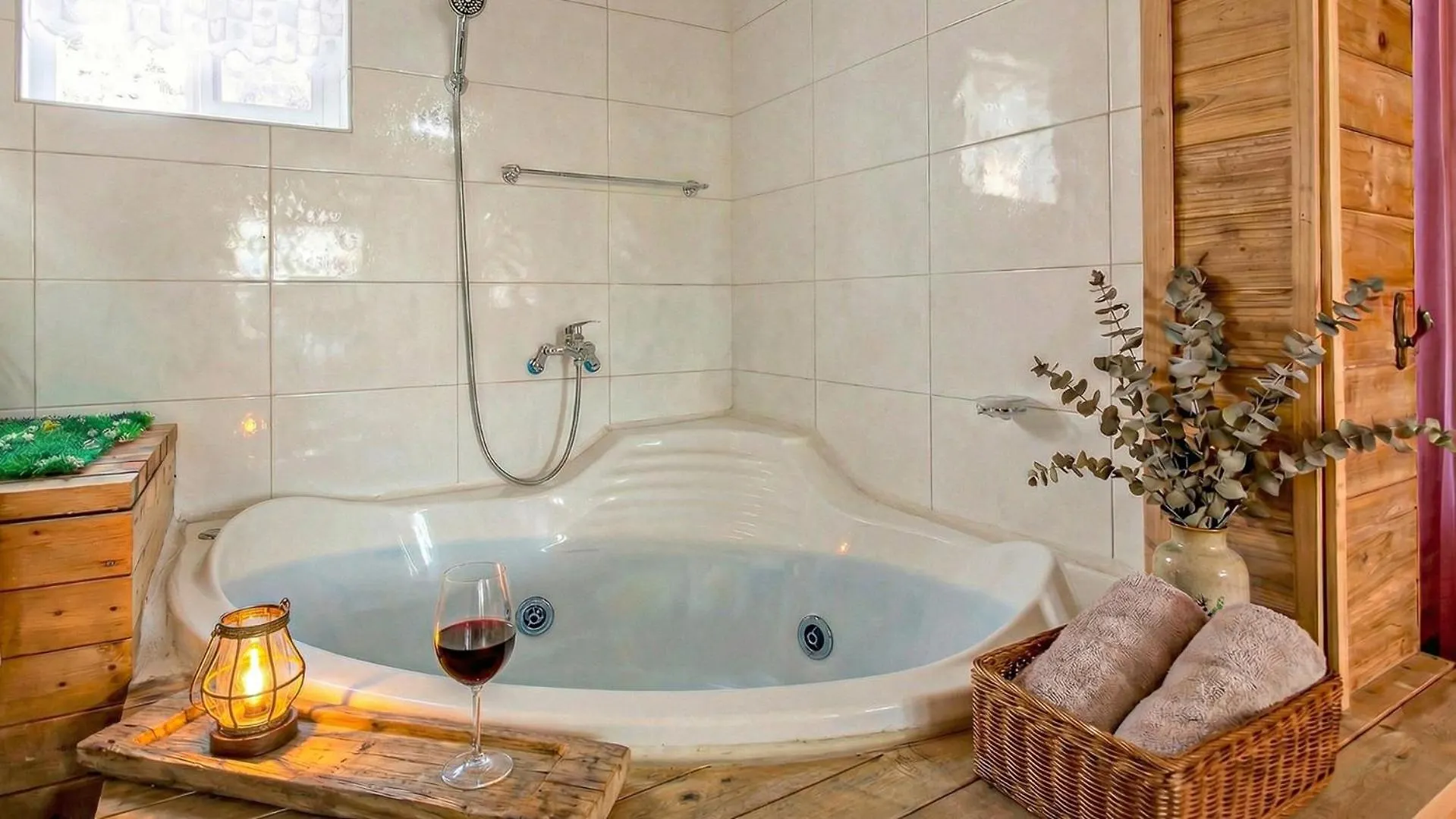 Youngheungdo Roma Spa Pension Incheon Korsel