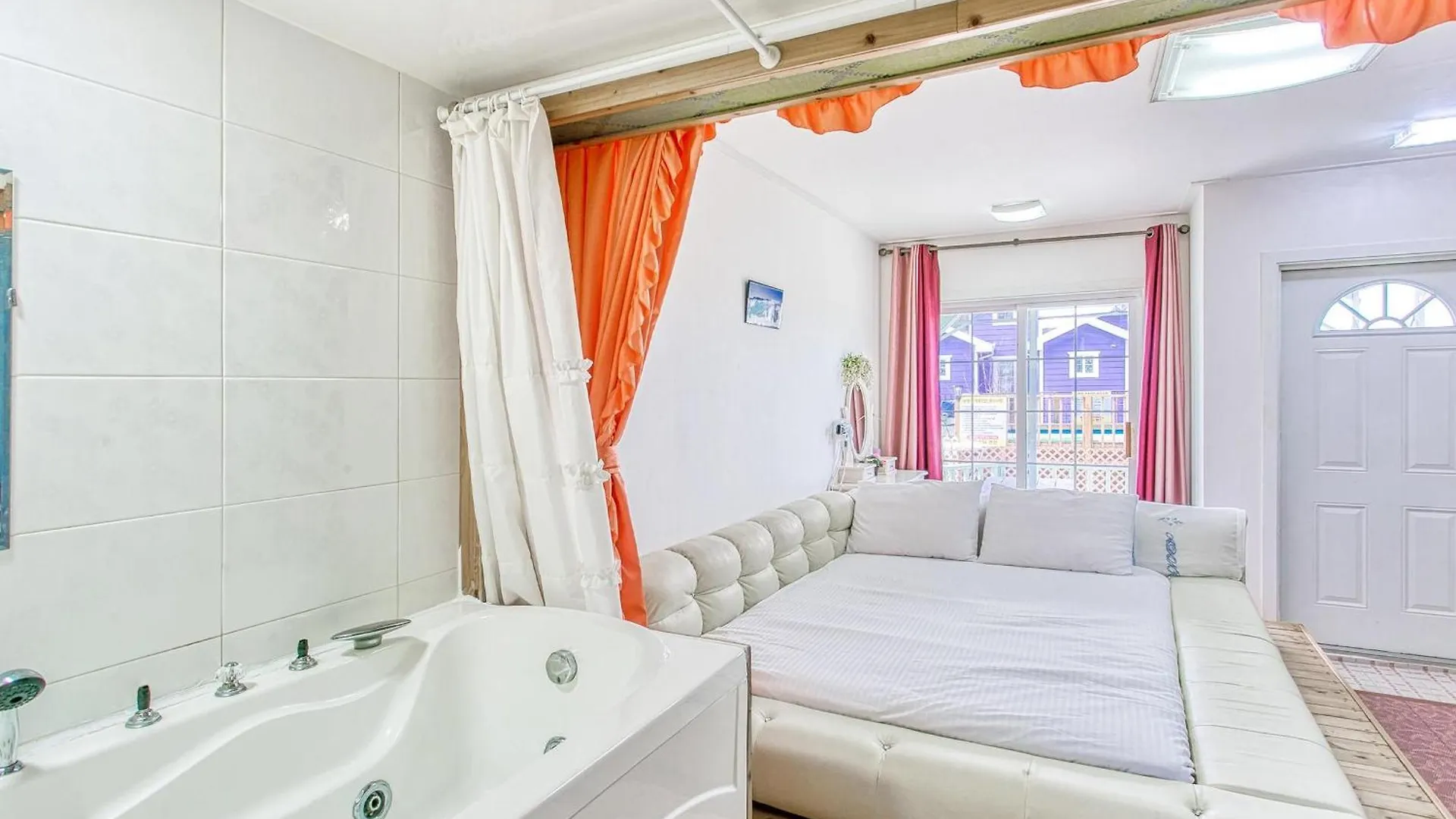 Youngheungdo Roma Spa Pension Incheon Rumah liburan