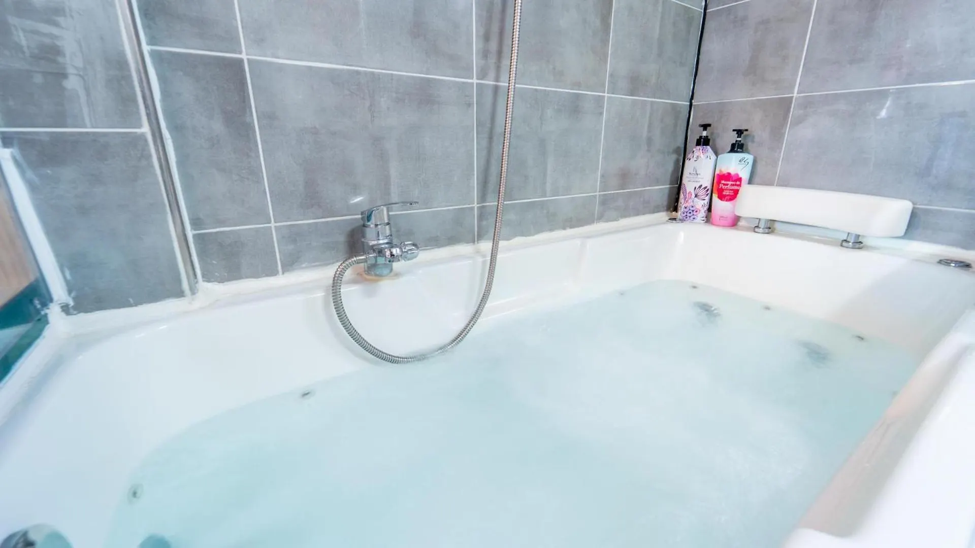 Youngheungdo Roma Spa Pension Incheon