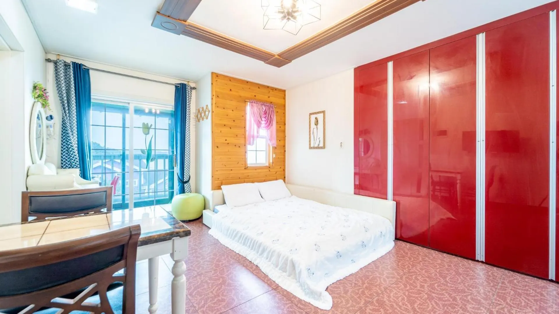 Youngheungdo Roma Spa Pension Incheon Rumah liburan