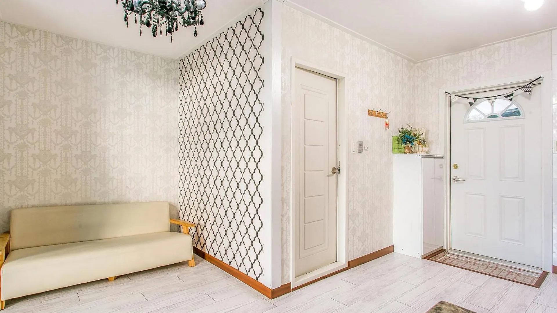 Rumah liburan Youngheungdo Roma Spa Pension Incheon