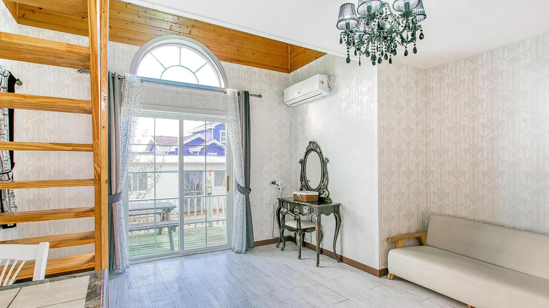 Youngheungdo Roma Spa Pension Incheon Rumah liburan