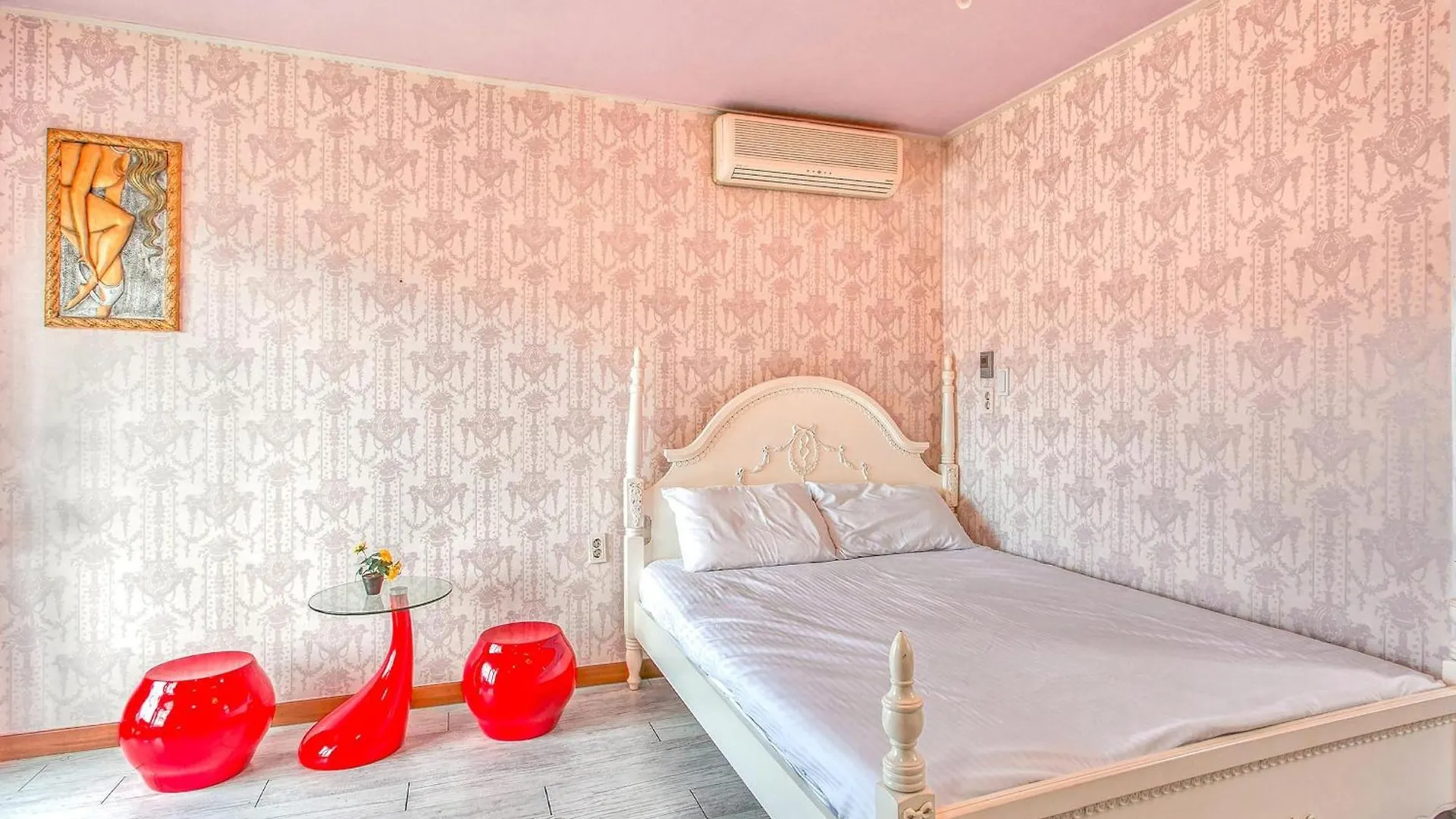 Youngheungdo Roma Spa Pension Incheon 0*,  Korsel