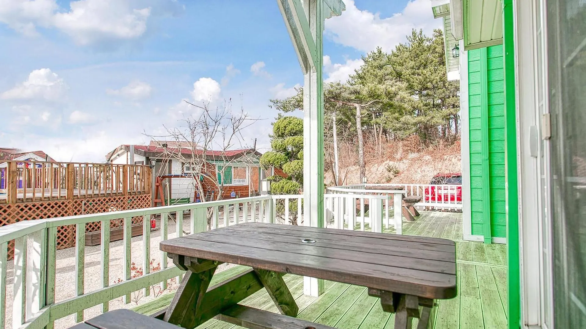 Rumah liburan Youngheungdo Roma Spa Pension Incheon