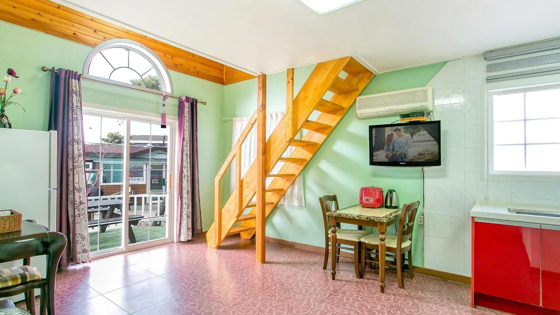 Youngheungdo Roma Spa Pension Incheon Korsel