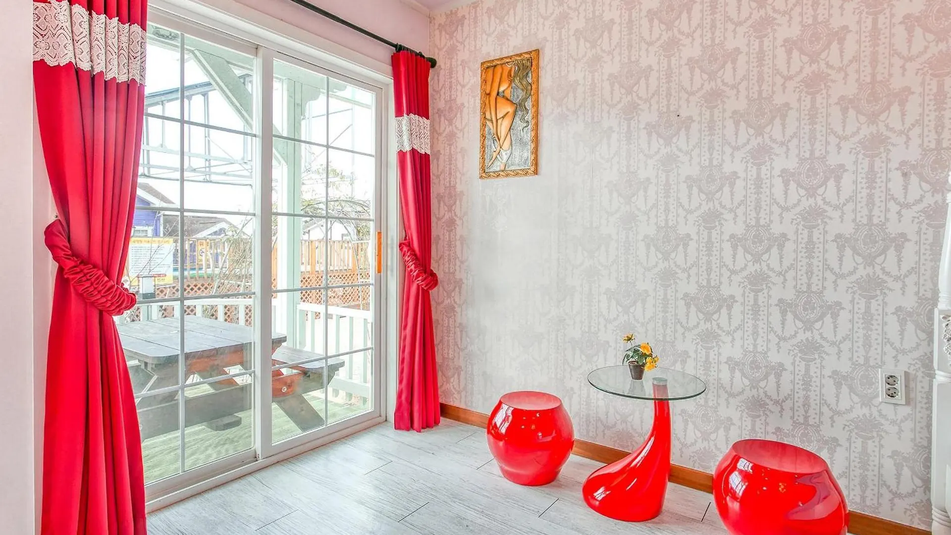 Youngheungdo Roma Spa Pension Incheon 0*,  Korsel