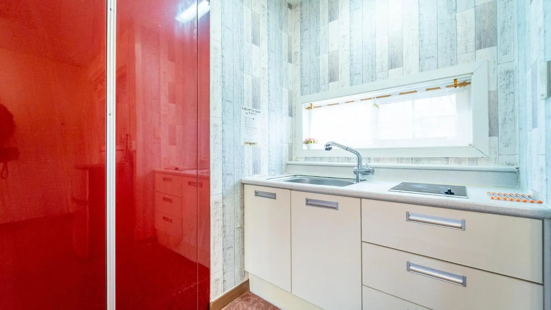 Youngheungdo Roma Spa Pension Incheon 0*,