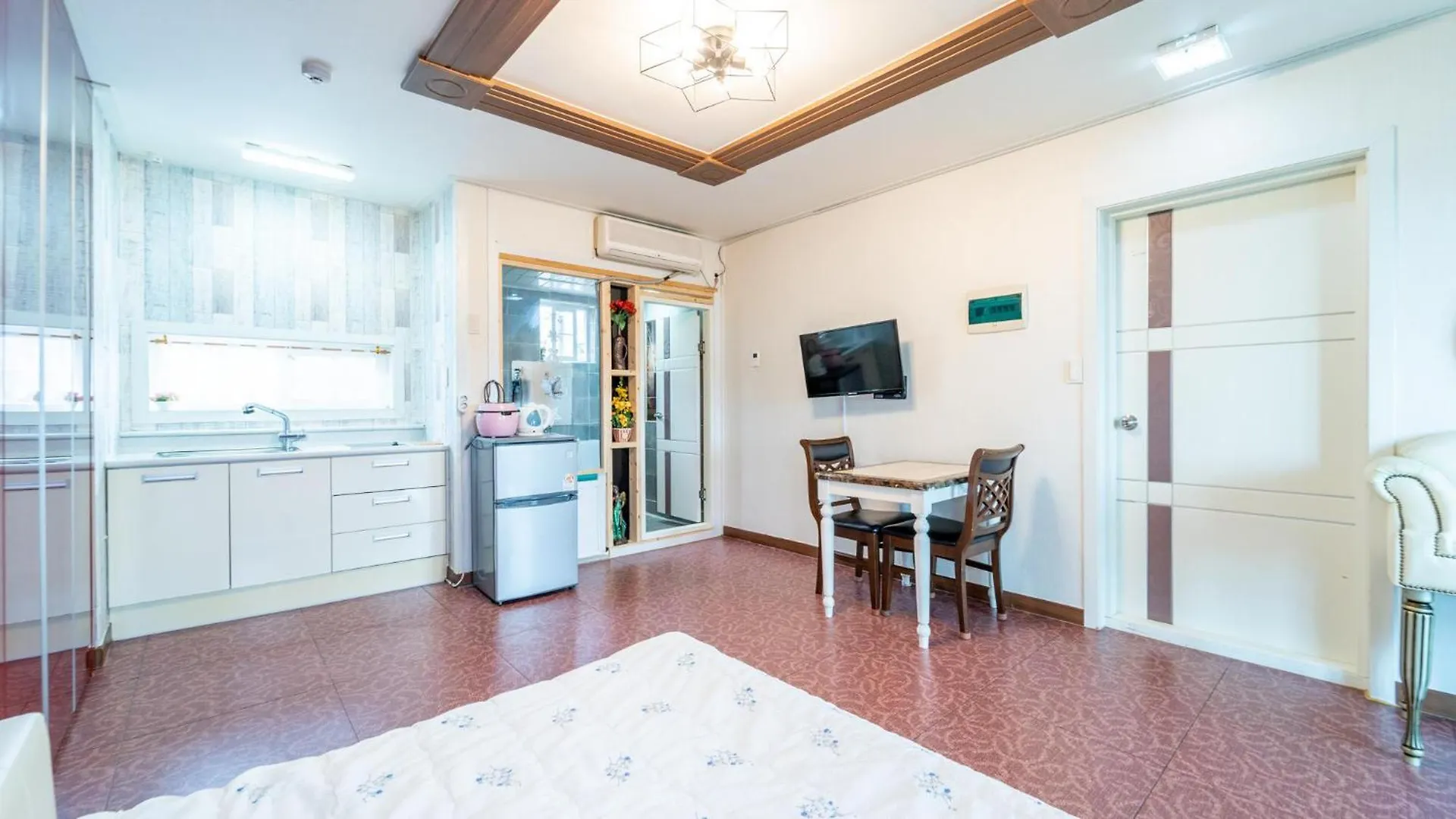 Youngheungdo Roma Spa Pension Incheon Holiday home