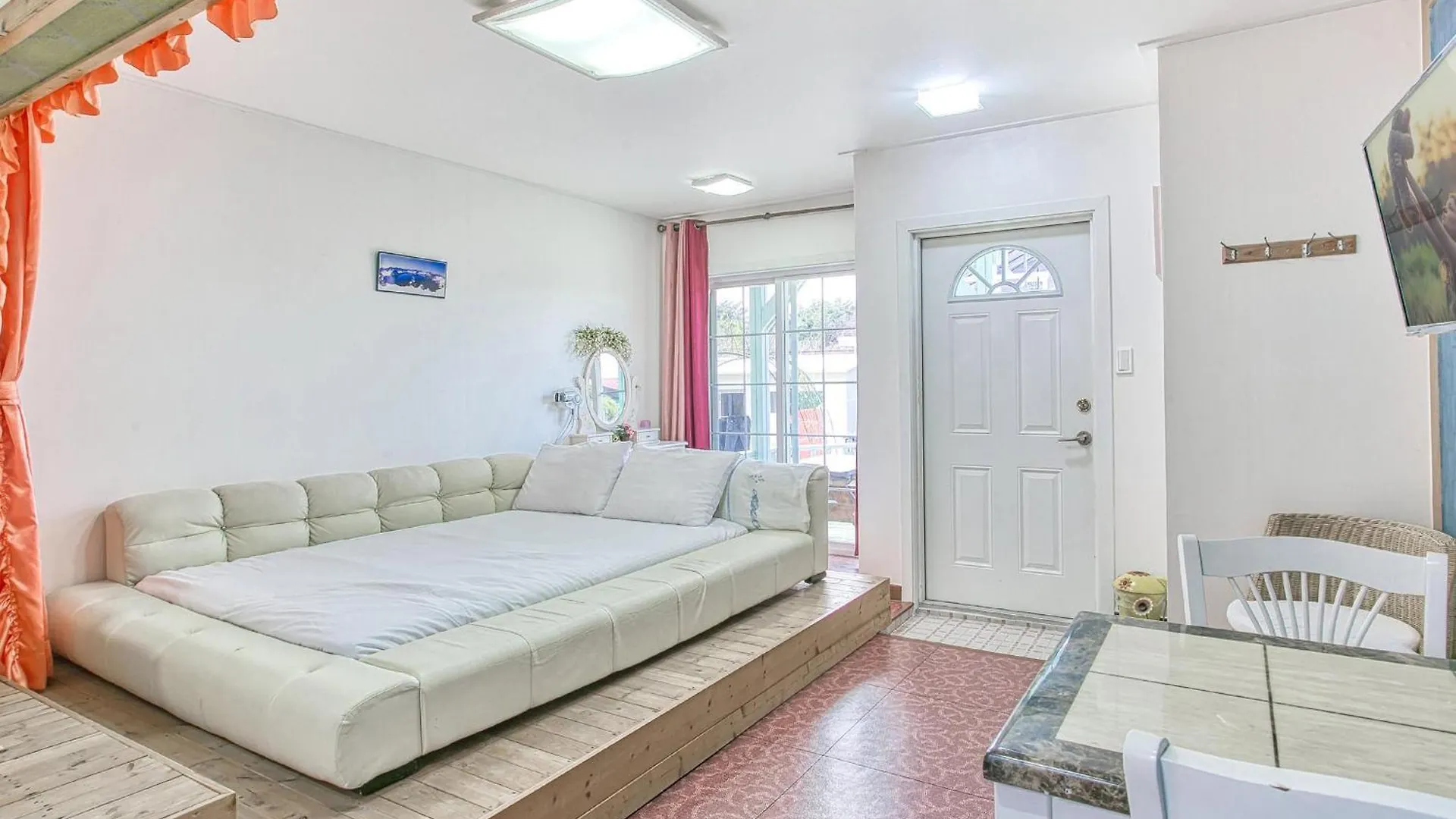 Holiday home Youngheungdo Roma Spa Pension Incheon